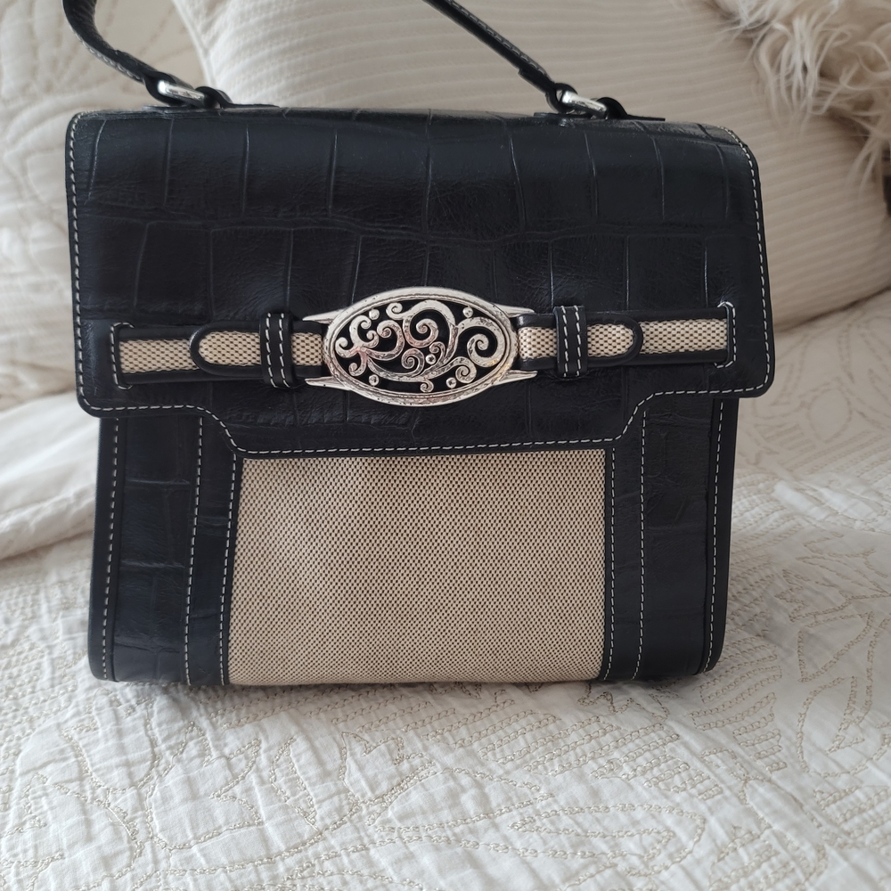 Brighton Elegant Black and Cream Shoulder Bag